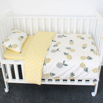 Three-piece baby bedding set Tummytastic