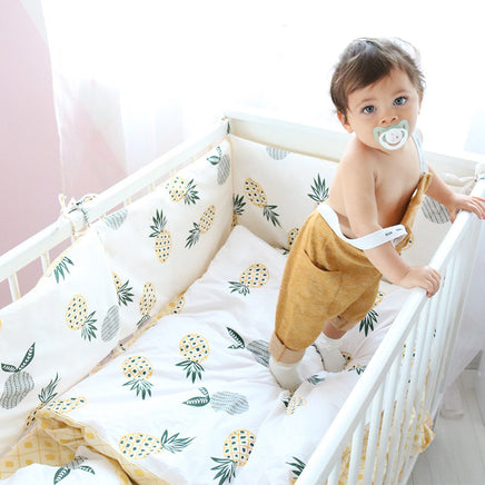 Three-piece baby bedding set Tummytastic