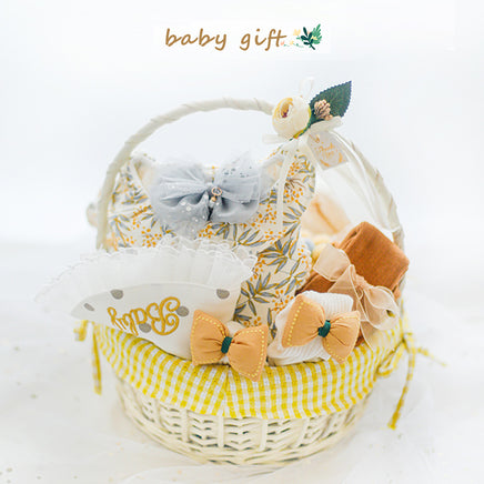Four Seasons Baby Clothes Gift Box Newborn Set Tummytastic